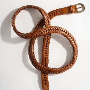 Ceinture en cuir solide avec boucle intemporelle faite à la main en cuir véritable pour hommes - Product Image 1