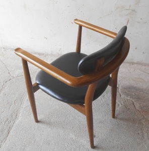 Mobilier en teck Chaise de salle à manger design rétro et moderne - Product Image 6