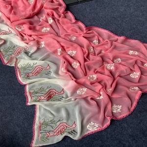 Sari VASTRA COTTAGE Premium de Georgette con Estampado de Color en Toda la Superficie, Borde de Encaje Bordado, Bordado de Cisne y Blusa Combinada - Product Image 3