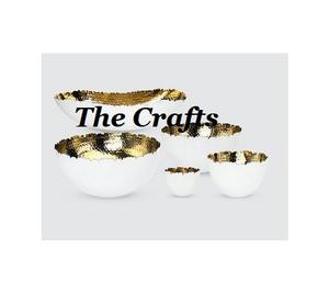 Bol à chocolats en aluminium blanc et or Ensemble de cinq tailles et formes différentes - Product Image 1