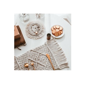 Mantel Individual de Macramé Tejido con Paja Espacial de Lujo, Posavasos Redondos Elegantes Personalizados, Mantel Individual de Pasto Marino Hecho a Mano con Borlas - Product Image 6