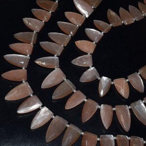Collar bohemio hecho a mano con cuentas de piedra de melocotón natural gruesa, pulsera con cuentas de piedra lunar de melocotón, cuentas de punta de flecha Briolette - Product Image 5