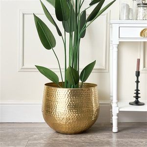 Hammered Design Metal Decorative <b>Garden</b> <b>Planter</b> With Premium Quality For Home and <b>Garden</b> Use at Wholesale price - Product Image 1