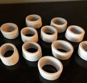 High Quality Wood Napkin Rings with Mirror Like Polish Eco-Friendly for Banquet Tables Weddings and Formal Dinner Decor - Product Image 1