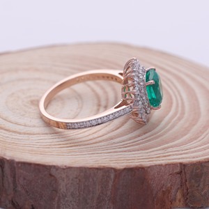 IGI Certified <b>Cushion</b> Cut <b>Emerald</b> Halo Diamond Ring in 9K Gold - Product Image 4