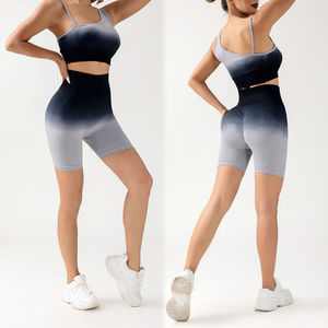 Sujetador con diseño de logotipo personalizado, ropa deportiva sin costuras para mujer, Sujetador deportivo con hombros asimétricos personalizado + conjunto de yoga con pantalones cortos - Product Image 5