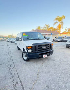 100 % Abordable, REMISE EXCEPTIONNELLE, Furgonnette FORD E150 2014 d'occasion en excellent état, disponible en version droite et gauche. - Product Image 4