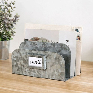 Soporte de metal para almacenamiento de letras, organizador de pared y revistas de Metal galvanizado, plateado rústico - Product Image 3