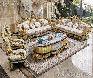 Juego de Sofás de Salón de 5 Plazas Estilo Francés, Cómodo, con Tallado Dorado, Colección Imperial Throne, en Oferta en EE. UU. - Product Image 4