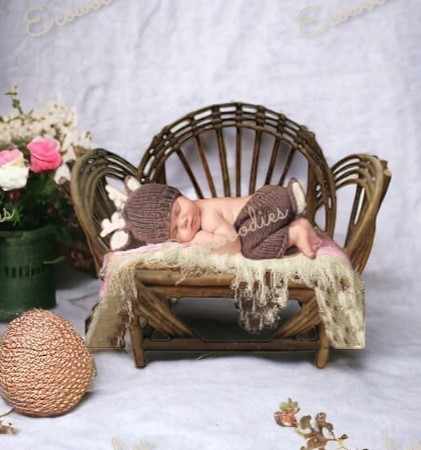 Customizable Soft Kids Bamboo Furniture Chair Newborn Wooden Photography Prop Posing Photo Shoot Vintage Cot Bed Crate Chair