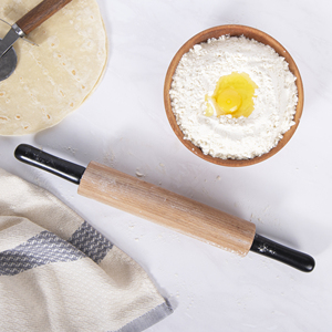 Wholesale Adjustable <b>Rolling</b> <b>Pin</b> with Black Handles | Beech Wood Kitchen Tool - Product Image 1