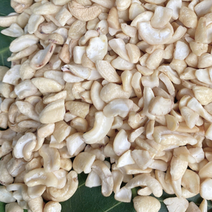 Usine vietnamienne Noix de cajou brutes Noix de cajou Vietnam Santigo Noix de cajou Client OEM ODM Exigence - Product Image 1