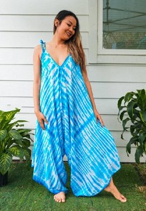 จั๊มพ์สูทผ้าเรยอนลายมัดย้อมลำลองสำหรับผู้หญิง ปี 2026 คอวี สายเดี่ยว ขากว้าง ลายดอกไม้ ทอผ้า สำหรับฤดูร้อน ราคาถูก - Product Image 5