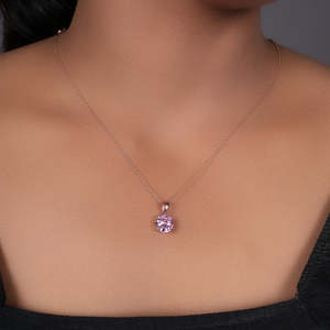 Collar con baño de oro rosa y colgante de piedra rosa, cadena geométrica moderna de acero inoxidable, joyería budista para mujer - Product Image 4