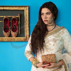 Chaussures Khussa pour femmes, en velours antidérapant, matériau durable, faible MOQ, marque privée, best-seller, fabrication professionnelle, dernier design - Product Image 5