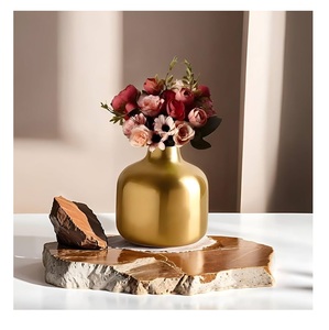 Nouveauté : Vase à fleurs au design moderne en métal et fer, écologique, vase de sol, taille, forme et couleur personnalisables pour la décoration de la maison - Product Image 6