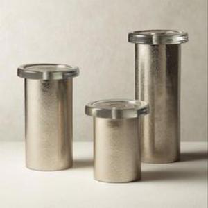 Portavelas de aluminio con acabado antiguo hecho a mano con artesanía detallada atractivo elegante para Ideas elegantes de decoración del hogar - Product Image 2