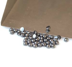 หินฮีมาไทต์ธรรมชาติทรงกลมด้านหลังแบนราบ5มม. AAA - Product Image 6