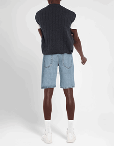 Shorts Vaqueros Desgastados con Apliques Bordados, Lavado Azul, Logotipo Personalizado, Doble Rodillera, Estilo Cargo, Streetwear, Skateboard - Product Image 2