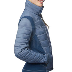 Chaqueta acolchada de poliéster impermeable transpirable de punto de invierno con logotipo personalizado al por mayor para uso en exteriores para mujer - Product Image 3