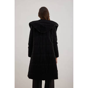 Abrigo Largo Acolchado Vintage de Invierno para Mujer con Capucha y Cierre de Cremallera - Product Image 6