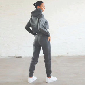 Sudadera con Capucha Gris Medio para Mujer, 58% Poliéster 42% Algodón, MOQ Bajo, Diseño Sky Crop, Logotipo Frontal, Estilo Urbano, Suministro ODM - Product Image 5