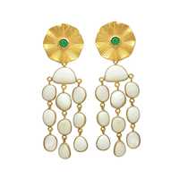 Anting-anting gantung mutiara putih, Set anting-anting emas bentuk bunga besar