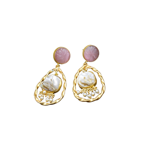 Boucles d'oreilles fantaisie en laiton plaqué or mat avec pierre, design tendance, pour femmes et filles - Product Image 1