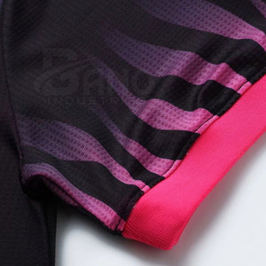 Uniforme de fútbol de la mejor calidad de último diseño para hombres Servicio OEM Ropa deportiva de secado rápido con impresión de logotipo personalizado para adultos - Product Image 4