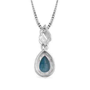 Pendentif en topaze bleue de Londres, forme poire, plaqué rhodium, argent 925, serti à griffes, bijoux fins faits à la main de luxe par Ishime Jewels pour femmes - Product Image 4