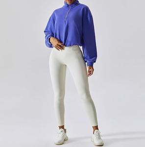 Sudadera de cuello alto de moda para mujer con cremallera tejida media cremallera Streetwear para invierno Logo frontal capuchas cortas - Product Image 4