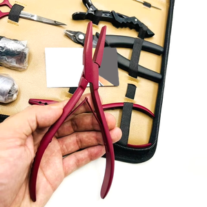 ชุดเครื่องมือต่อผมแบบมืออาชีพ ทำจากสแตนเลส พร้อมคลิปและกรรไกร สำหรับการถอดออกได้อย่างสะดวก - Product Image 5