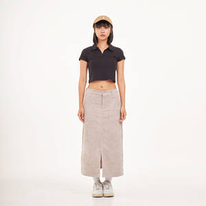 Usine directe nouveau Design noir gaufré col en v pour Polo haut court à manches courtes décontracté mode t-shirt tricoté respirant - Product Image 6