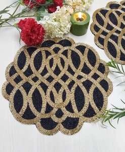 แผ่นรองจานประดับลูกปัด งานฝีมือ MS Handicraft ออกแบบตามสั่ง ทำมือ กันลื่น ทนทาน หรูหรา ตกแต่งโต๊ะอาหาร ของตกแต่งวันหยุด ชิ้นงานที่ไม่เหมือนใคร ของขวัญขึ้นบ้านใหม่ - Product Image 6