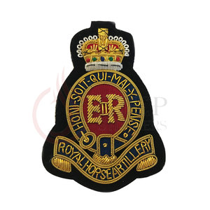 Venta al por mayor de oro Alambre de placa de bordado hecho a mano parches esmalte - Product Image 4