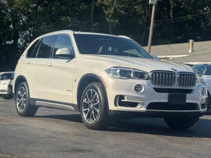 Mejor Auto Usado 2017 B-M-W X-5 xDr-ive-40e iPe-rfor-mance LHD - Product Image 3