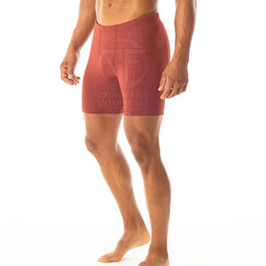 Short de gymnastique pour hommes en polyester 100% de haute qualité Compression décontractée respirante avec taille élastique pour courir motif solide - Product Image 2