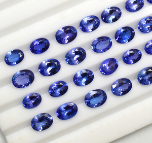 Tanzanite naturelle ovale taille brillante AAA bleu tanzanite {Flawless-VVS} pierre précieuse en vrac pour la fabrication de bijoux pierre taillée ovale à facettes - Product Image 2