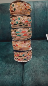 Lujoso adorno de encaje de diseñador para moda de alta gama y ropa de novia Patrones intrincados y detalles elegantes para ropa de boda - Product Image 3