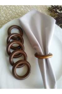 Anneaux de serviette en bois faits à la main avec finition brune, parfaits pour les mariages et les événements, accessoires de table - Product Image 2