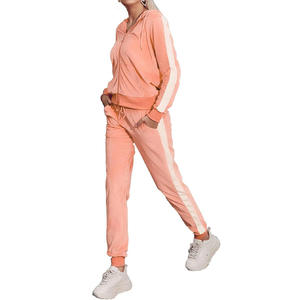 Ensemble 2 pièces personnalisé avec logo pour femme : sweat à capuche oversize et pantalon en molleton chaud en coton et polyester, taille plus - Product Image 5