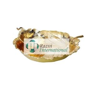 Bol à puce et à trempette en forme de feuille en métal aluminium plaqué or Design Ware Nouveau bol de service standard moderne unique et élégant - Product Image 1