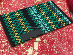 Tapis de selle western en feutre de laine avec empiècements en cuir véritable, extérieur en coton, doublure en polycoton, couleurs personnalisables, confortable - Product Image 2