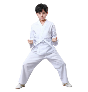 Ensemble d'uniformes de karaté légers pour enfants et adultes avec ceinture extensible pour la formation d'arts martiaux karaté judo BJJ costume prix bon marché - Product Image 2