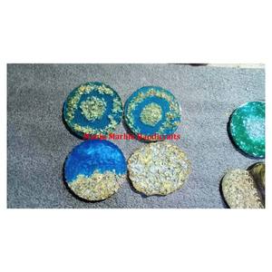 Grossiste Produit de qualité supérieure personnalisé Ensemble de sous-verres en bois courbé à la main avec résine polie pour outils de cuisine pour la maison et l'hôtel - Product Image 1