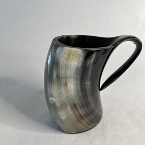 Auténtica Taza Vikinga Ecológica de Cuerno de Búfalo Hecha a Mano, Grado Alimenticio, Estilo Medieval, Religiosa, Feng Shui, Taza de Cerveza con Diseño Animal - Product Image 2