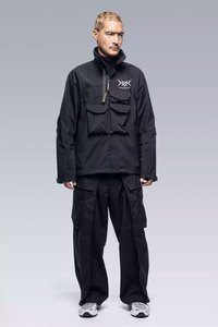 Chaqueta cargo Techwear negra para hombre OEM, venta al por mayor personalizada 2024, abrigo cortavientos con capucha y múltiples bolsillos - Product Image 6