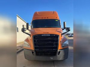 LISTOS PARA ENVIAR: Camiones Freightliner Conventional Sleeper Tractor Cascadia 126 Modelos 2023, 2024, 2025 en Venta - Product Image 6