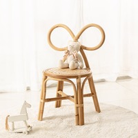 Mesa y sillas de mimbre para niños, juego de muebles de fábrica de Vietnam, precio barato, venta al por mayor, diseños únicos
