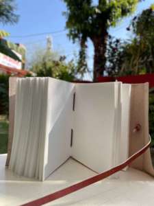 Diario de Cuero Artesanal con Tallado de Dragón y Detalles de Piedra Natural, Diario Recargable Vintage, Cuaderno de Bocetos Hecho a Mano para Escritores - Product Image 5